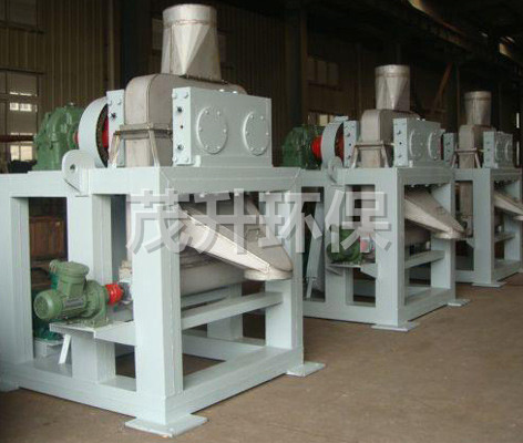 GZL系列干法辗压造粒机